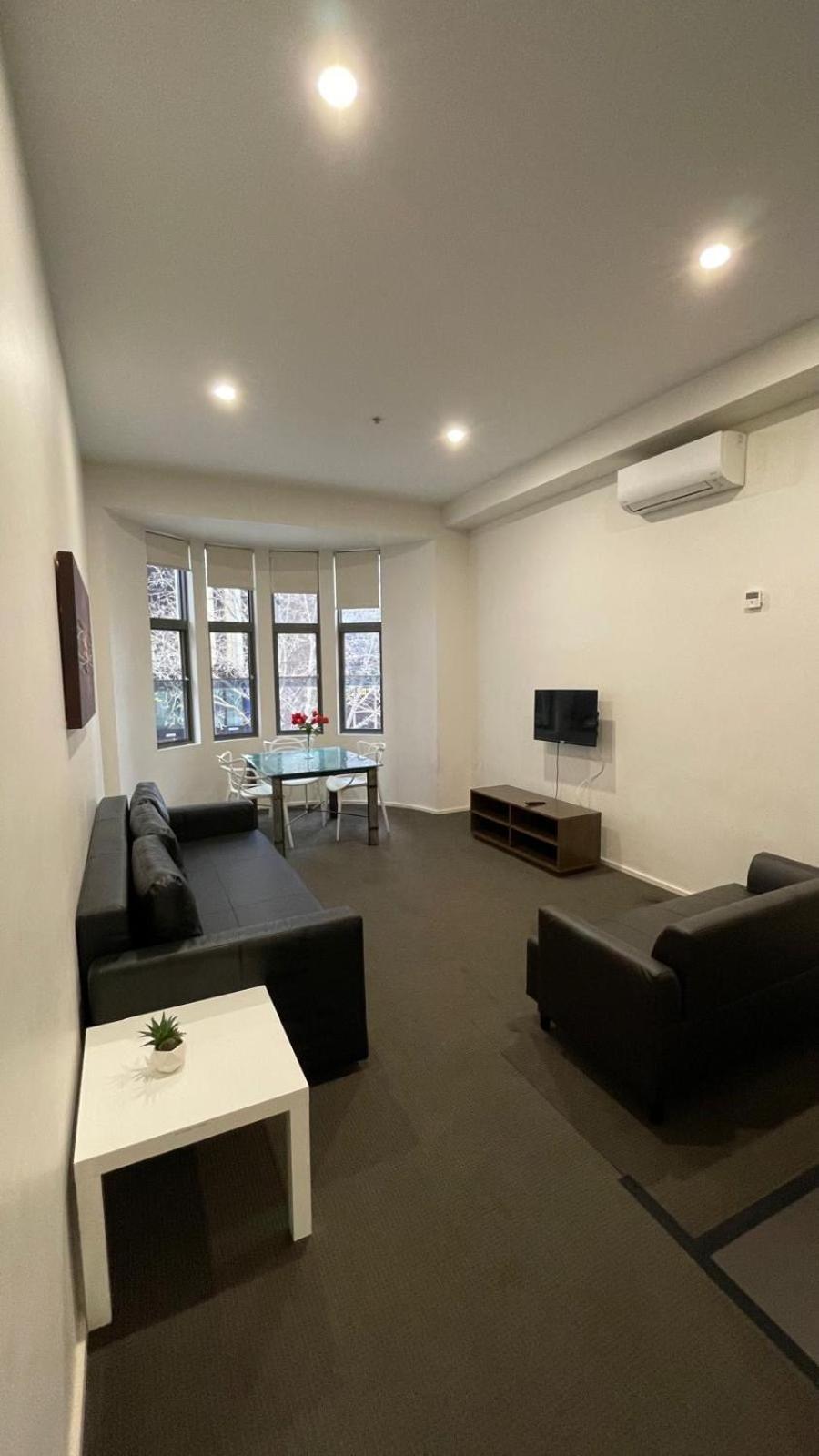 Comfort Apartments On Elizabeth Melbourne Exterior photo