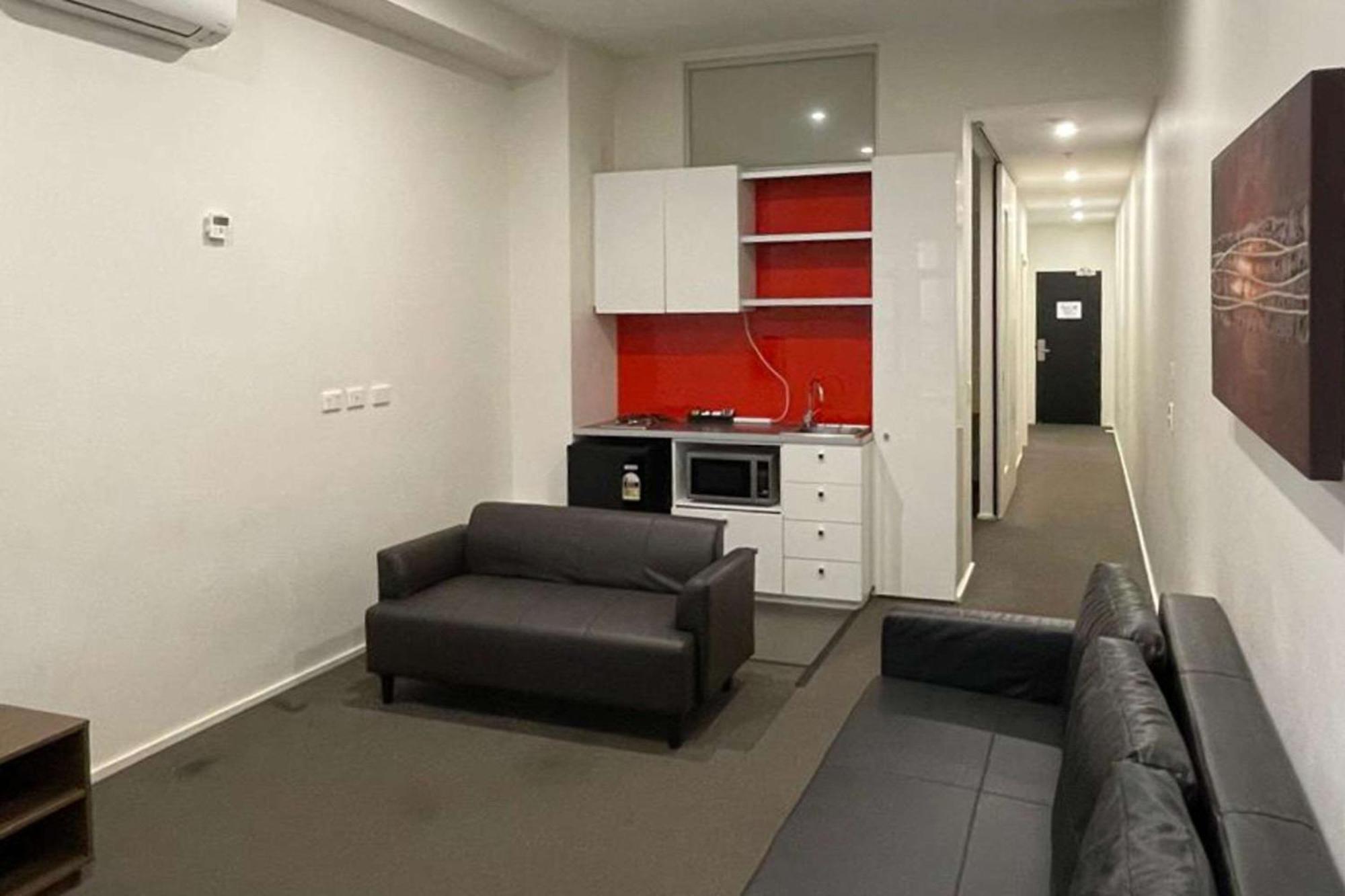 Comfort Apartments On Elizabeth Melbourne Exterior photo