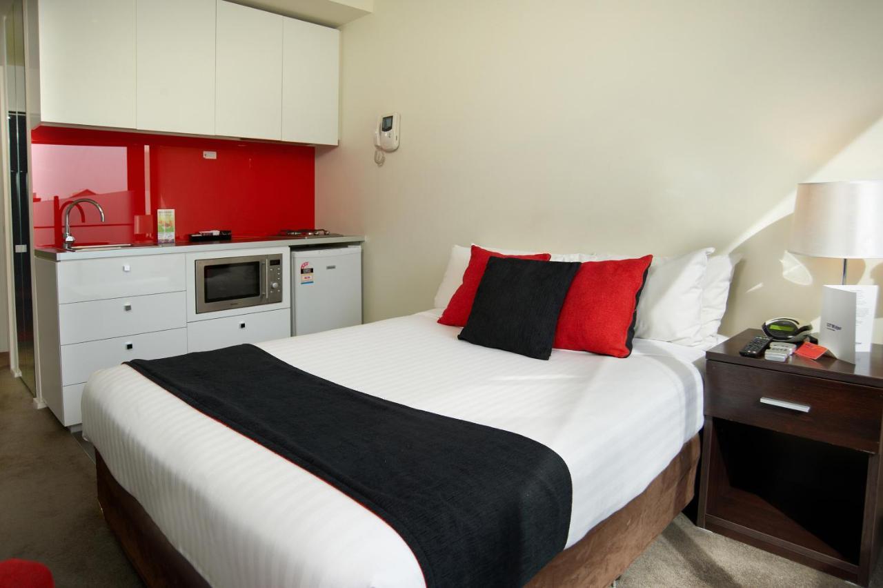 Comfort Apartments On Elizabeth Melbourne Exterior photo